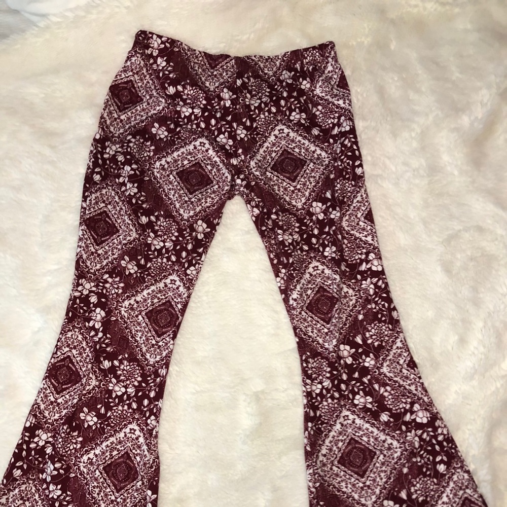 Flower print flare leggings